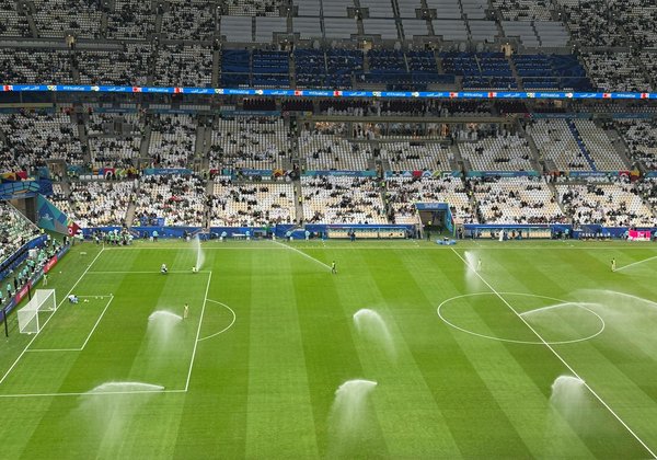 Arbitre de foot: métier ingrat ou passionnant?